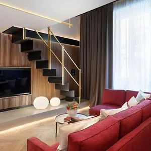  Apartment Arts & Crafts Italy